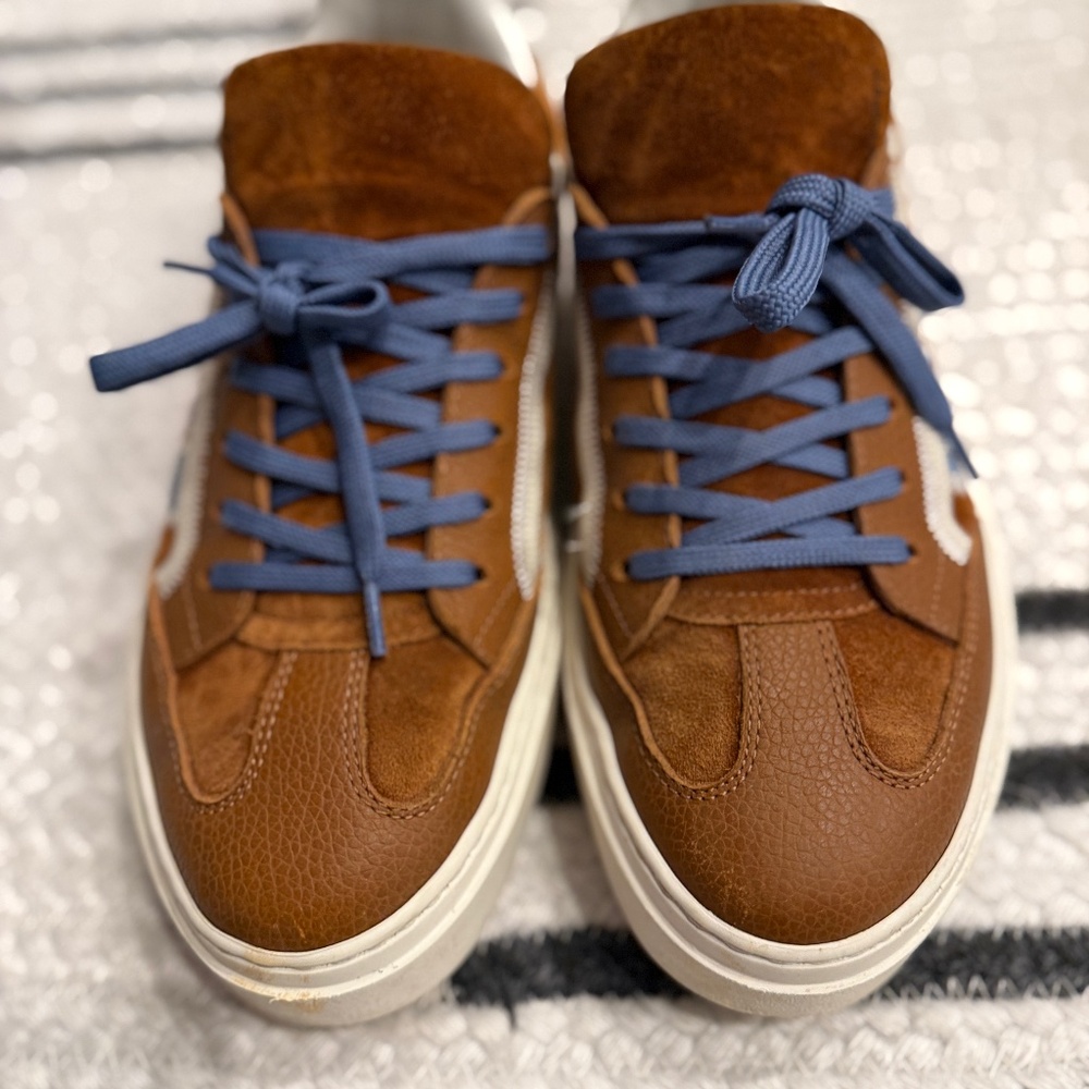 Salvatore Ferragamo Gancini Sneakers M7.5
